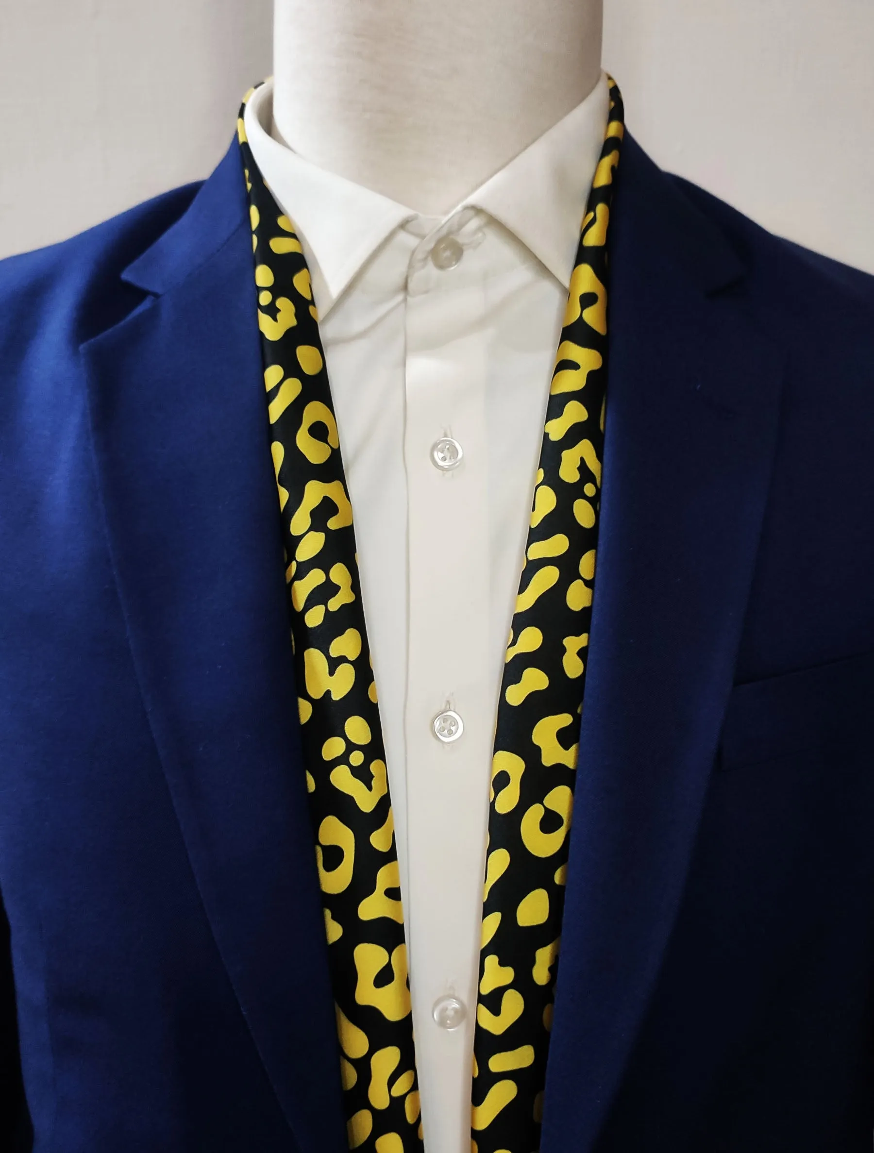 BE A CHEETAH - SILK Men scarves