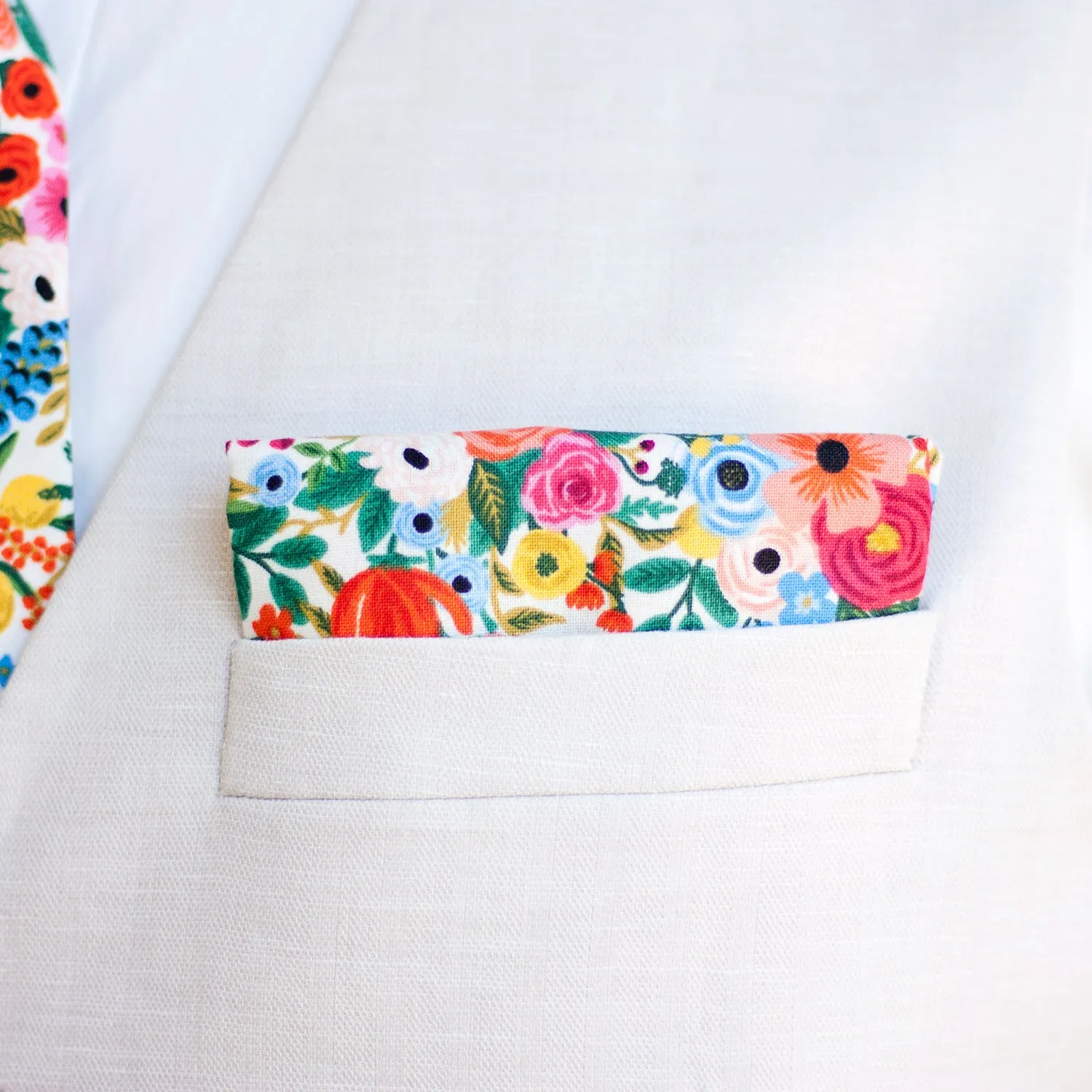 Boy's Bow Tie / Petite Garden Party In Cream