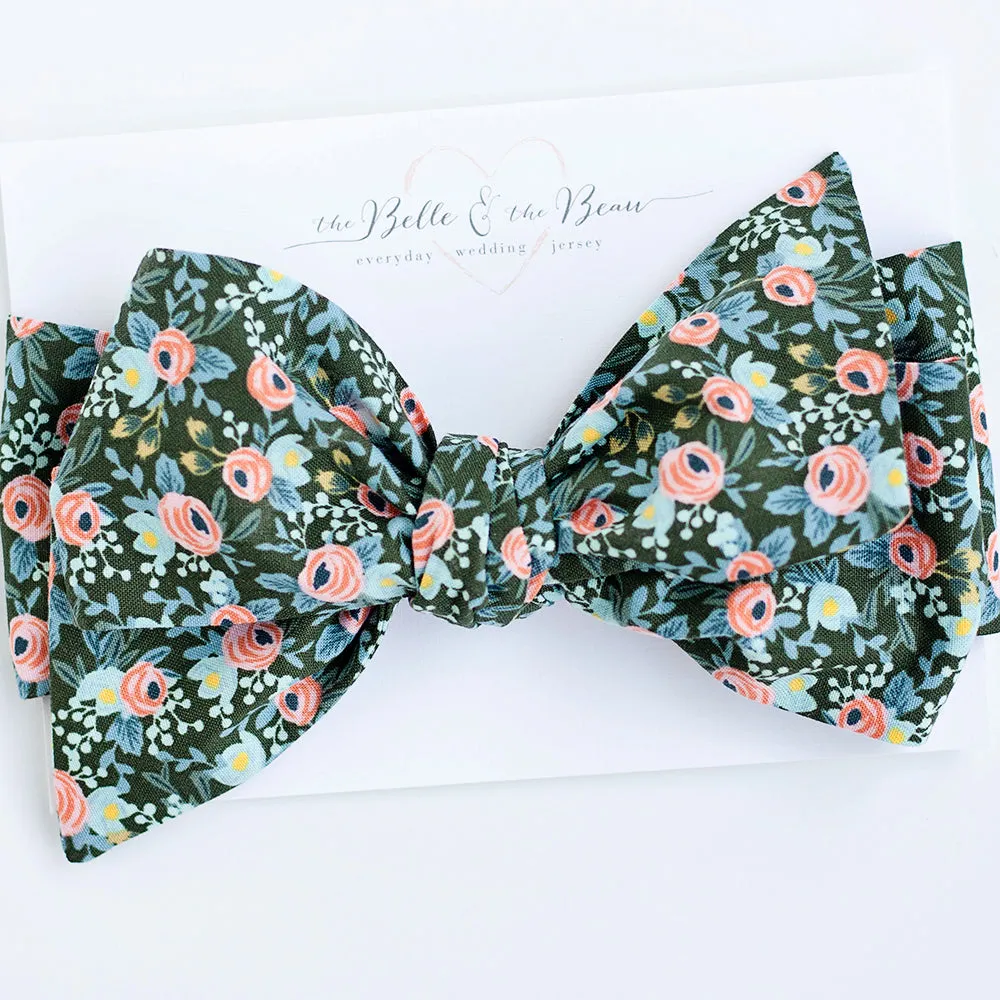 Boy's Bow Tie / Rosa In Forest