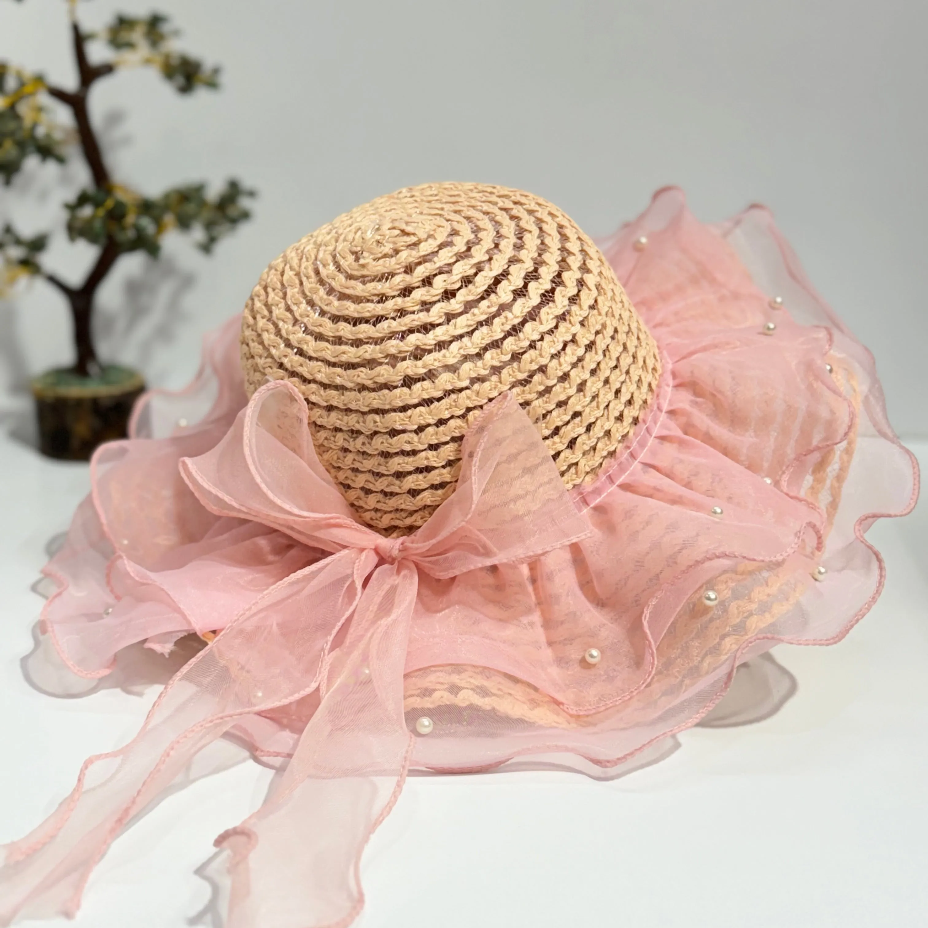 DOUBLE FRILL PEARL EMBEDED HAT