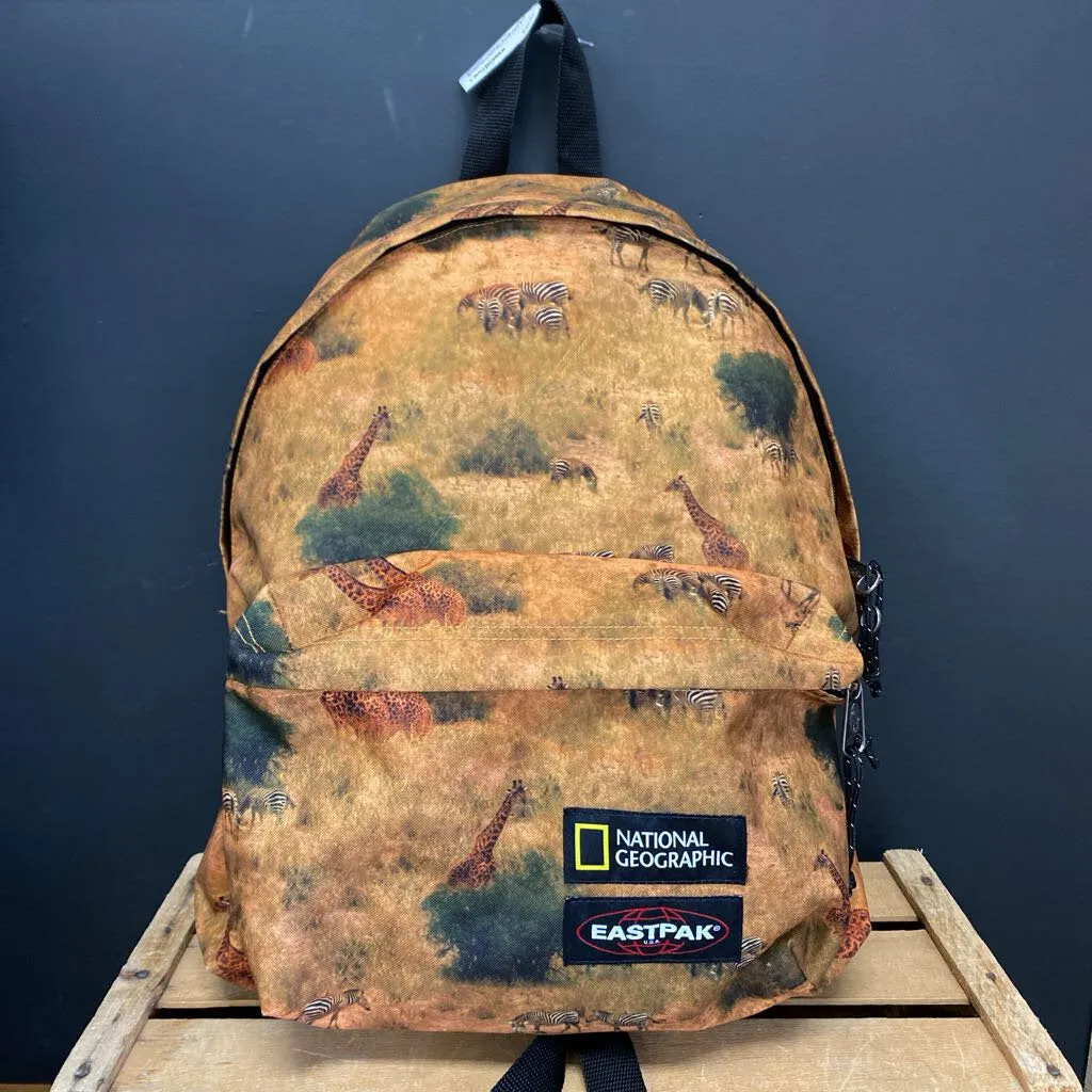 Eastpak - Padded Pak'R National Geographic Backpack - MSRP compared $79: Green /Bokes --26L