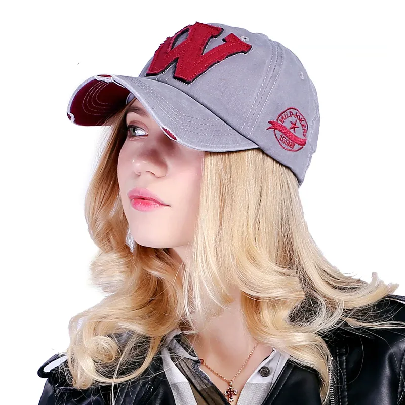 Embroidery Letter W Baseball Cap