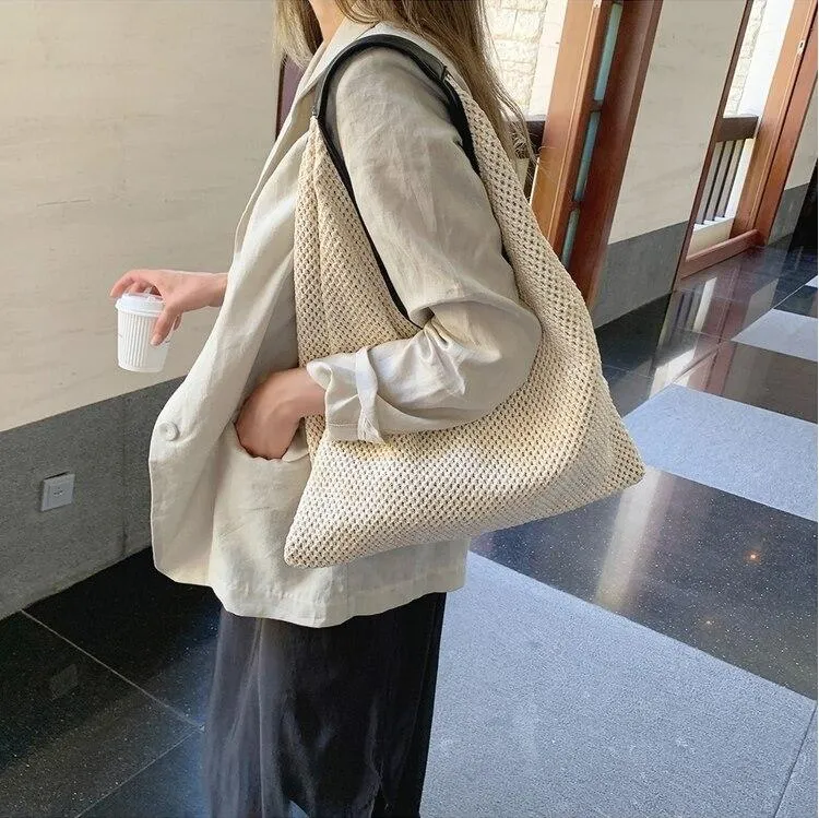 Fashionable Casual Women's Straw Shoulder Bags With Large Capacity